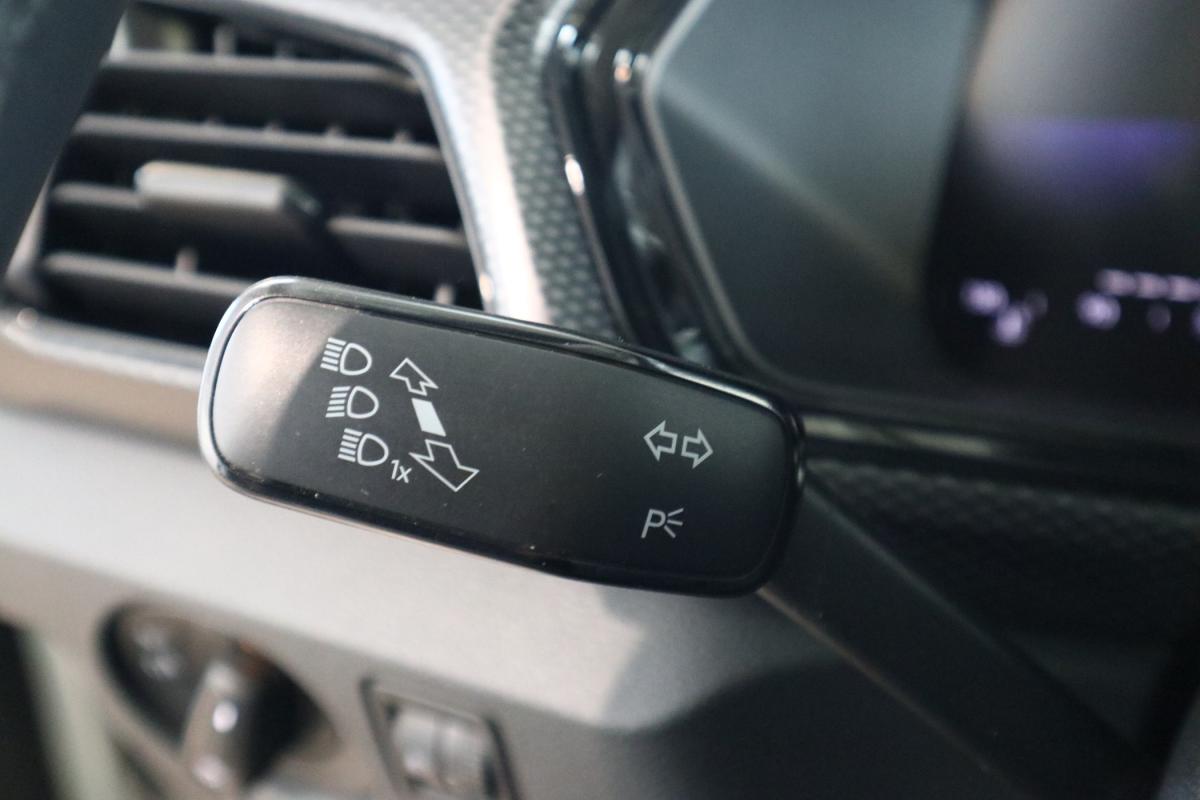 volkswagen-t-cross-2023-gasolina-999cc