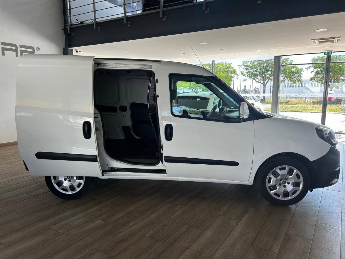 fiat-doblo-2022-diesel-1598cc