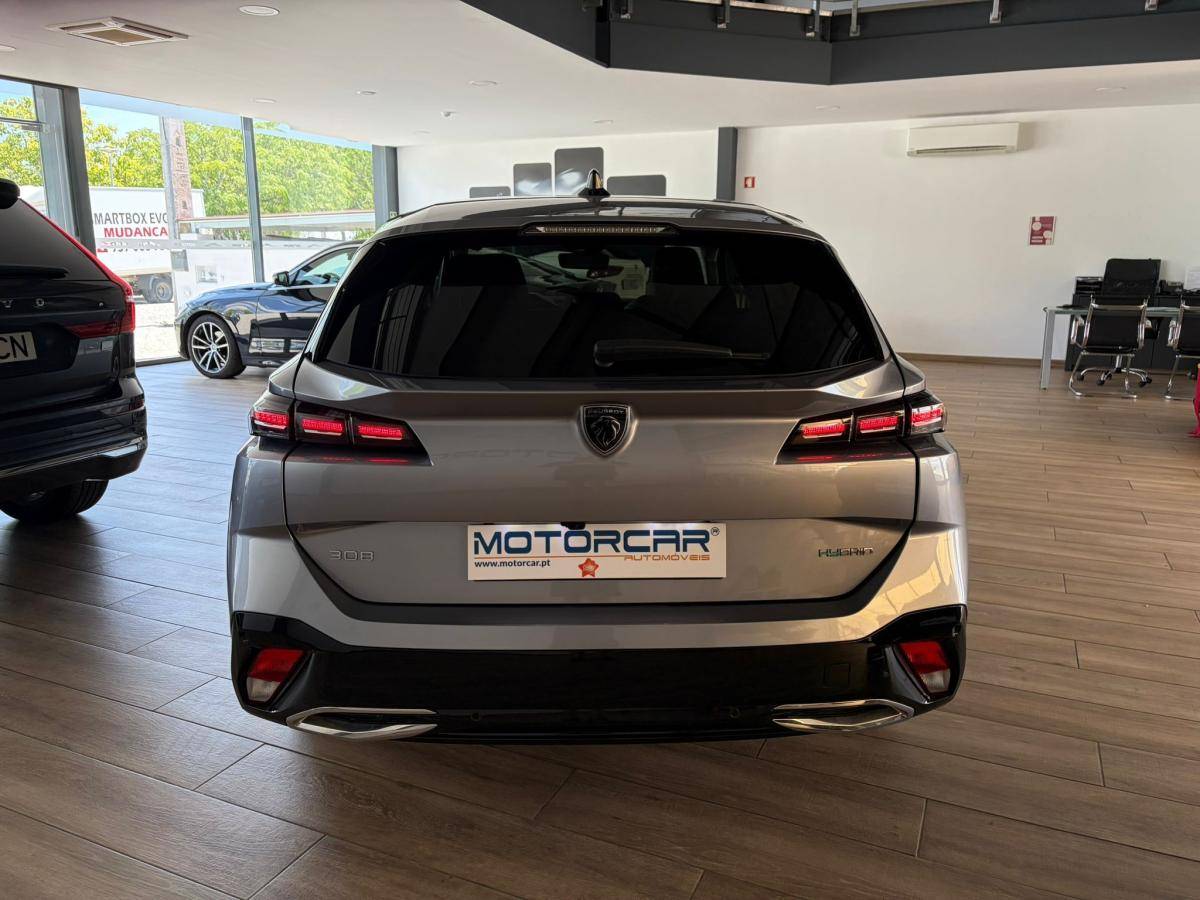 peugeot-308-sw-2023-hibrido-a-gasolina-1598cc