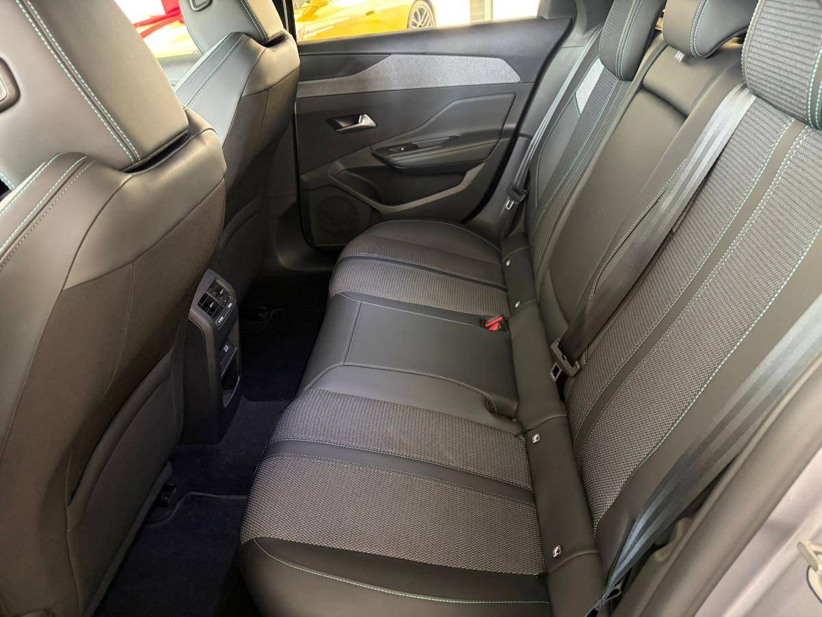 peugeot-308-sw-2023-hibrido-a-gasolina-1598cc