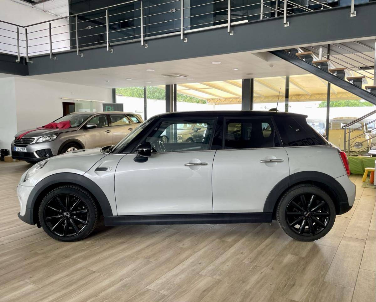 mini-cooper-2018-diesel-1496cc