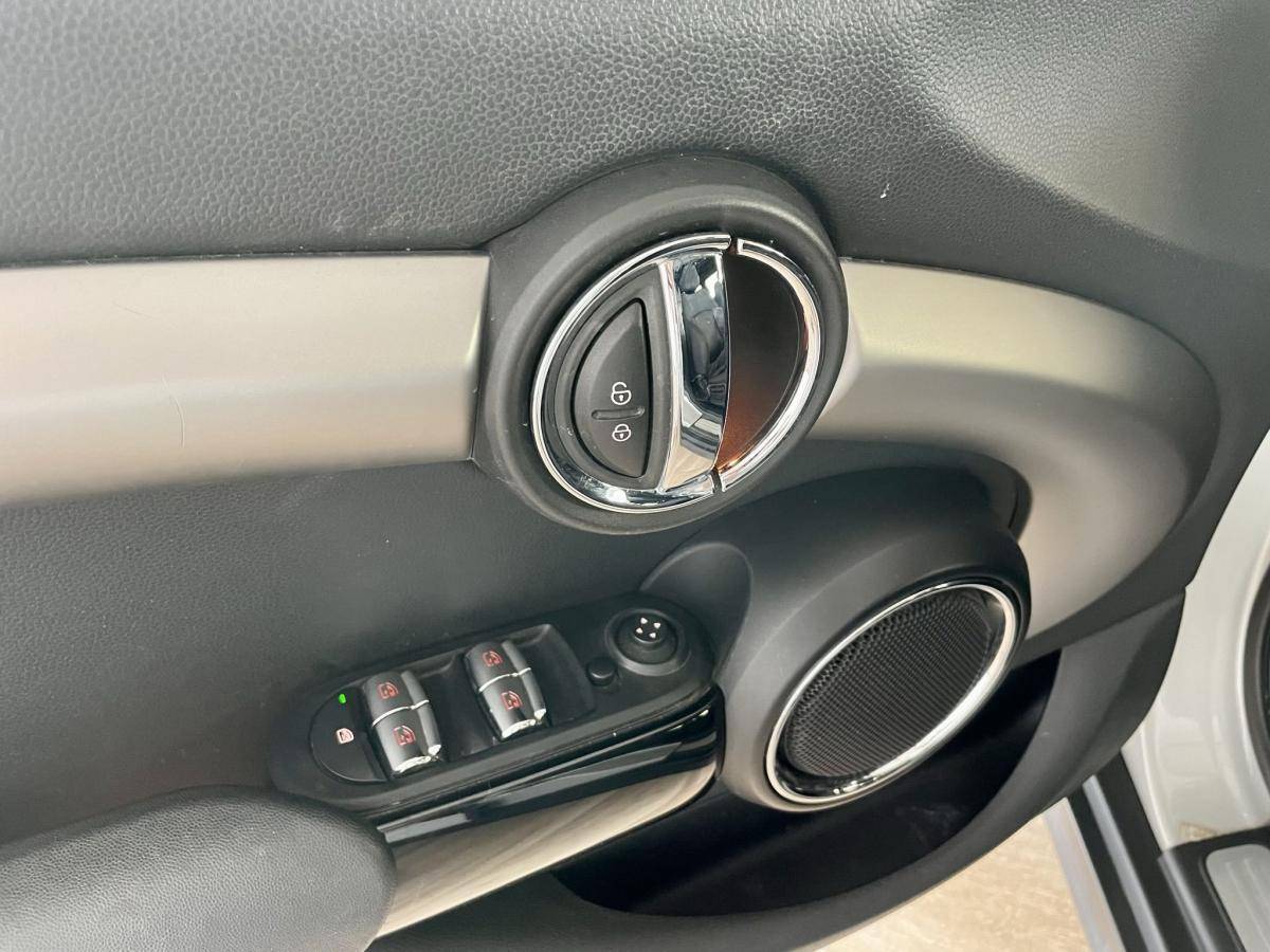 mini-cooper-2018-diesel-1496cc