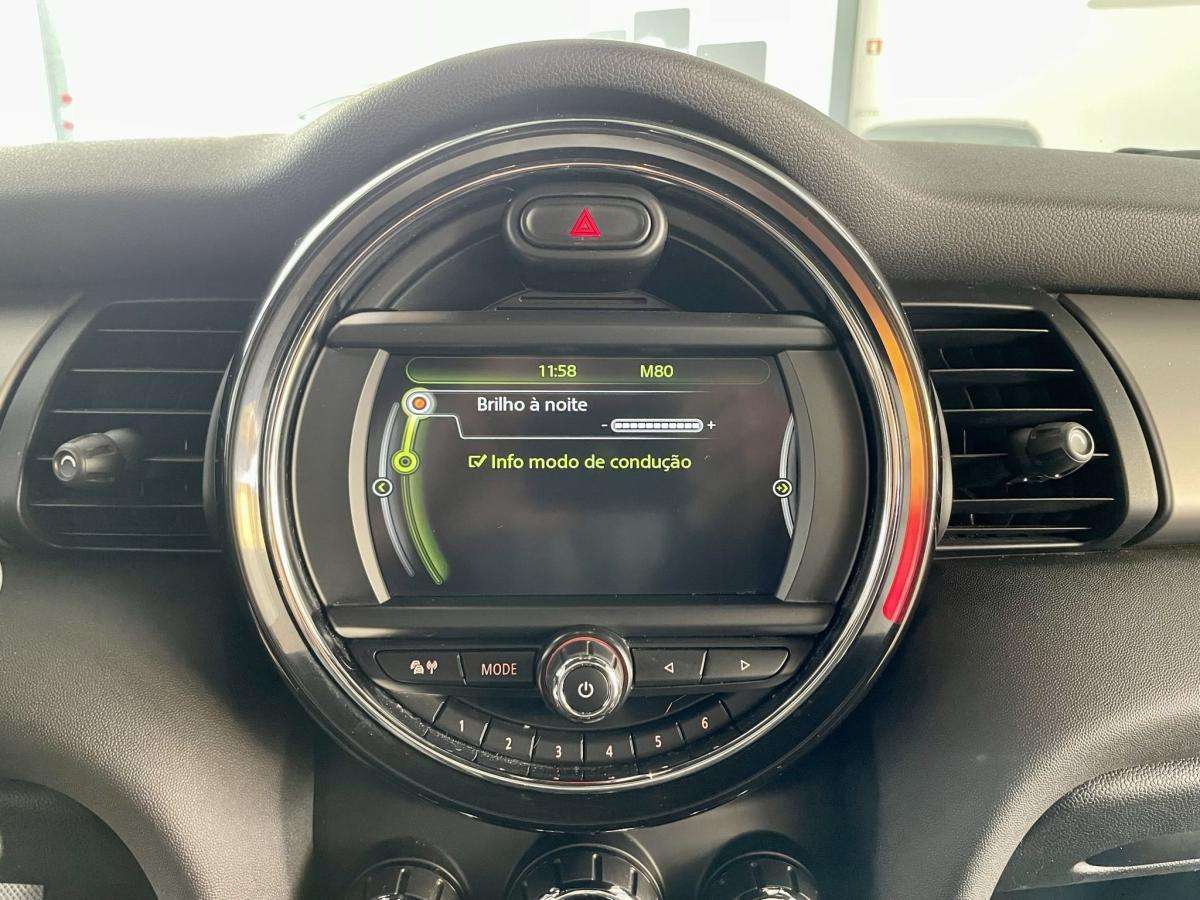 mini-cooper-2018-diesel-1496cc