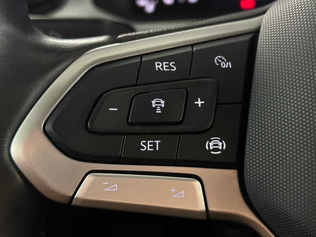 volkswagen-t-roc-2023-gasolina-999cc