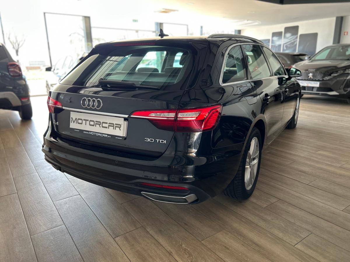 audi-a4-avant-2021-diesel-1968cc