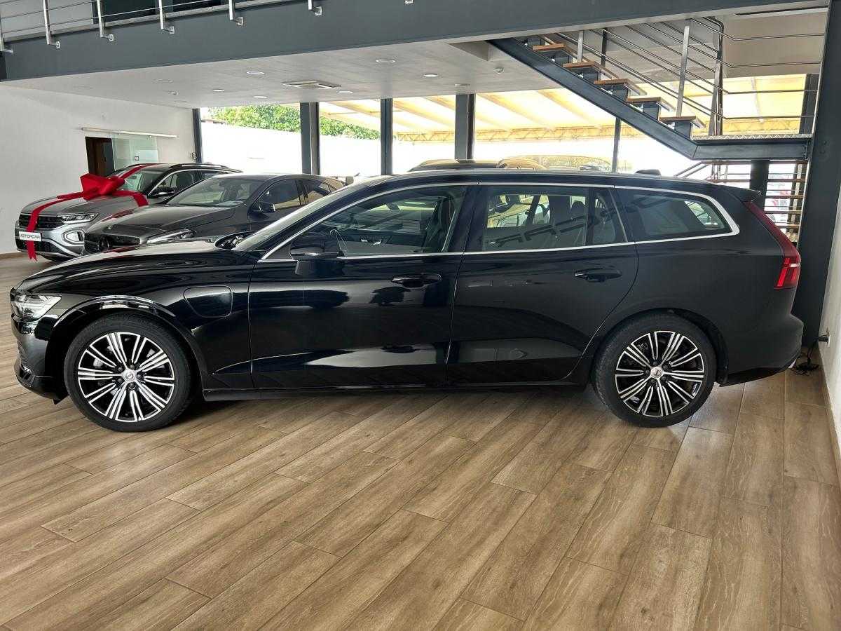volvo-v60-2022-hibrido-a-gasolina-1969cc
