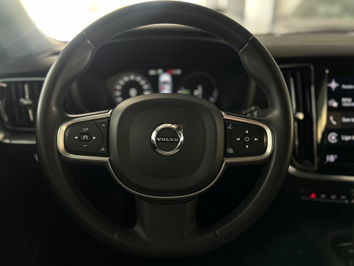 volvo-v60-2022-hibrido-a-gasolina-1969cc