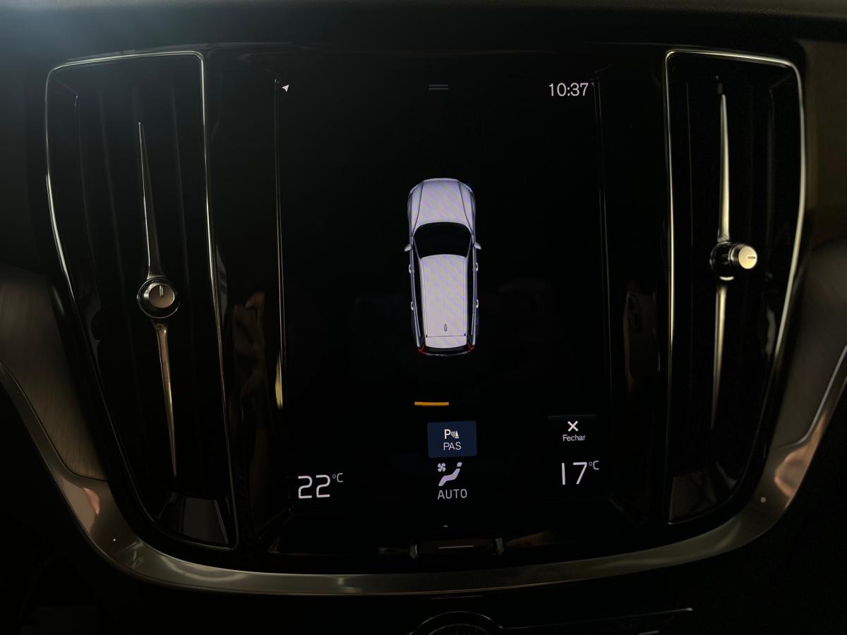 volvo-v60-2022-hibrido-a-gasolina-1969cc