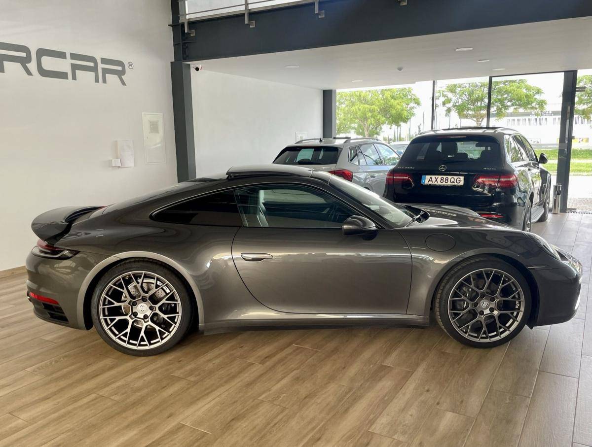 porsche-992-2020-gasolina-2981cc