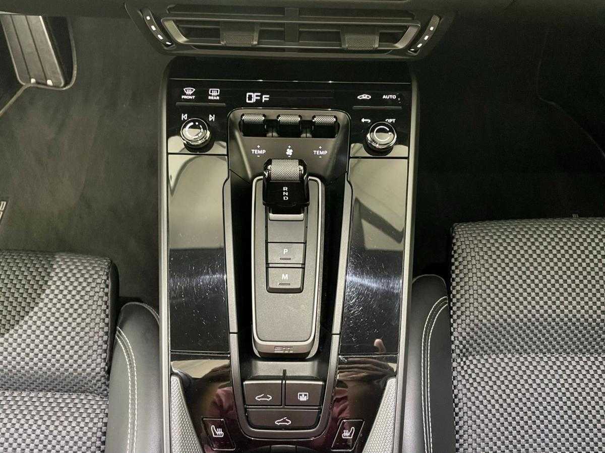 porsche-992-2020-gasolina-2981cc
