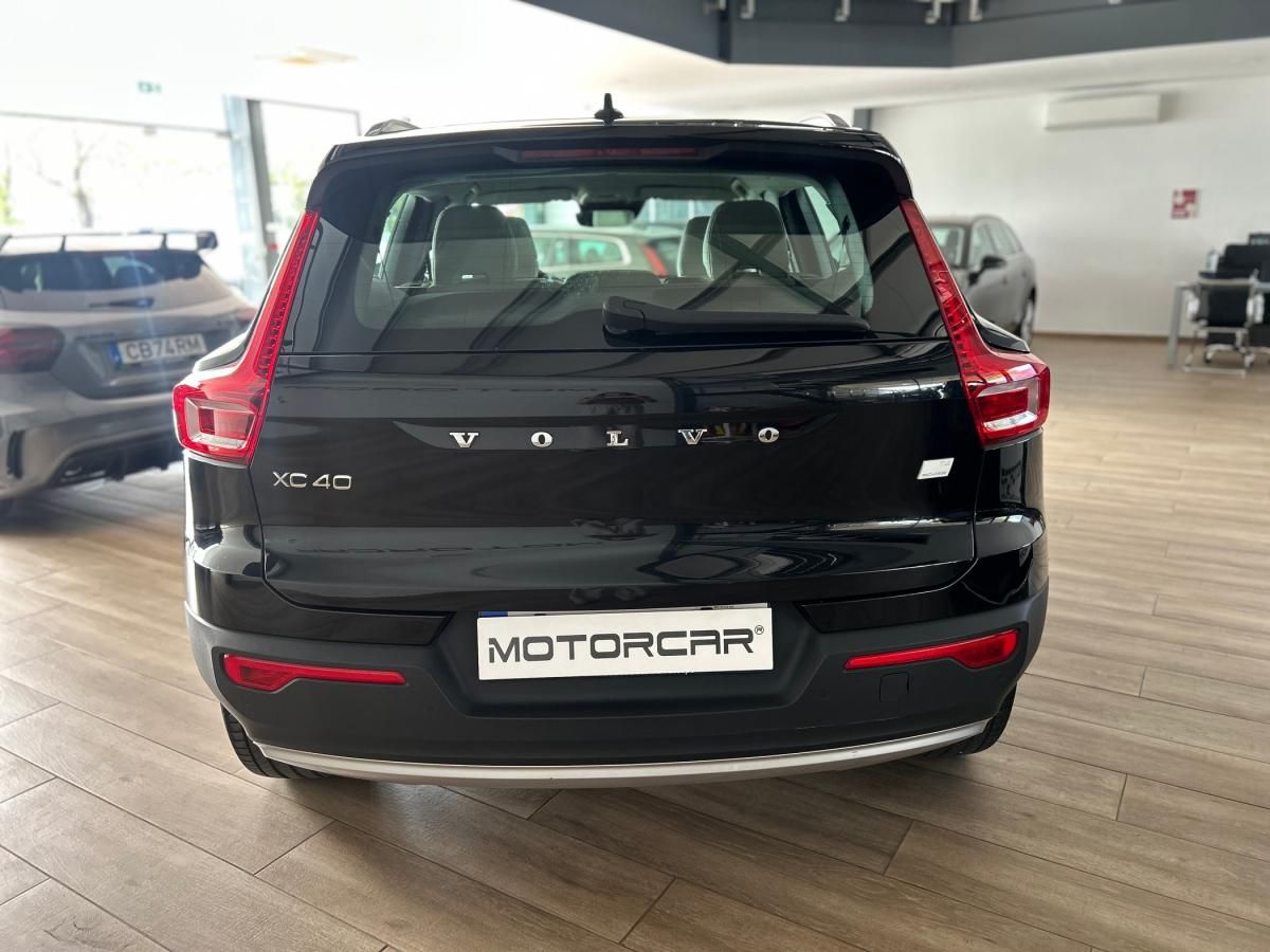 volvo-xc40-2022-hibrido-a-gasolina-1477cc
