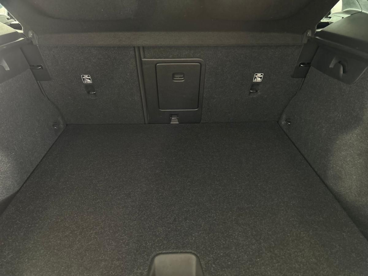 volvo-xc40-2022-hibrido-a-gasolina-1477cc