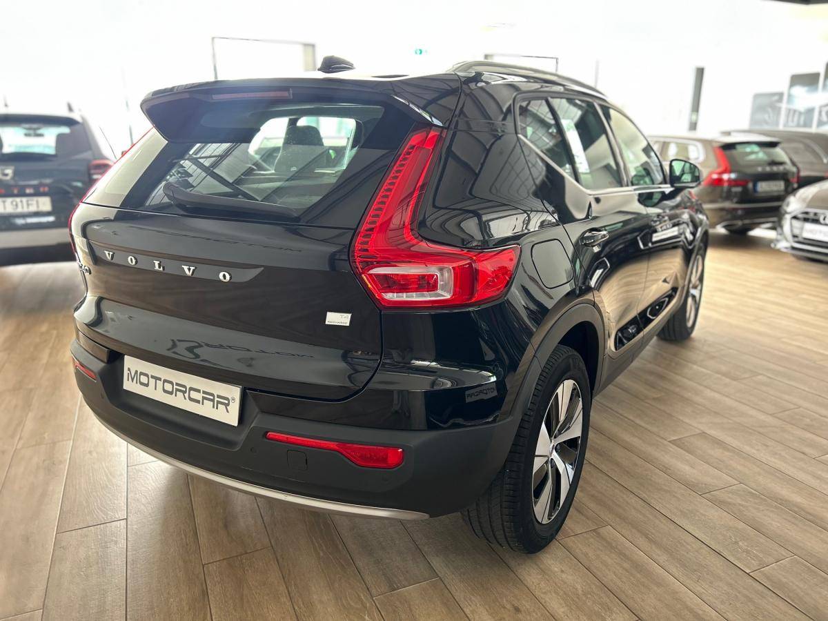 volvo-xc40-2022-hibrido-a-gasolina-1477cc