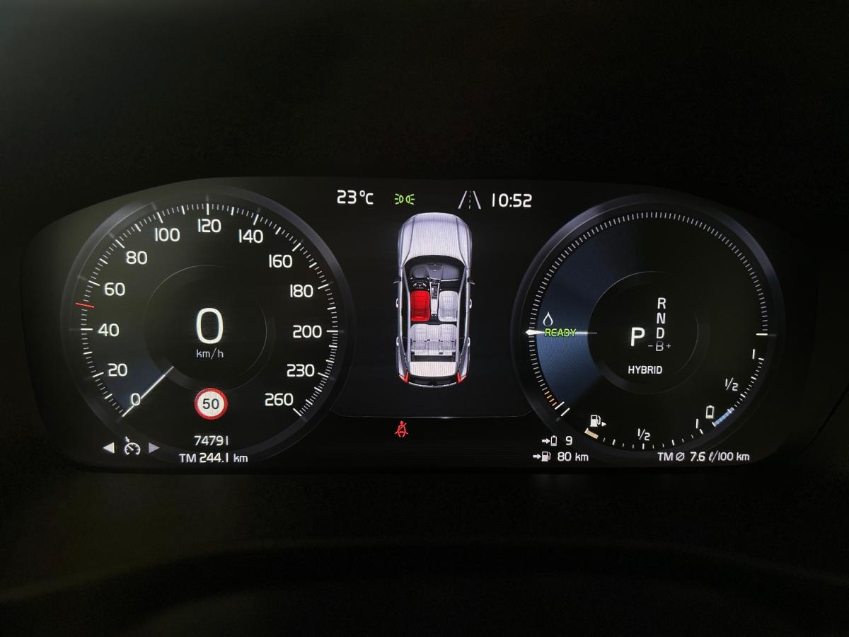 volvo-xc40-2022-hibrido-a-gasolina-1477cc