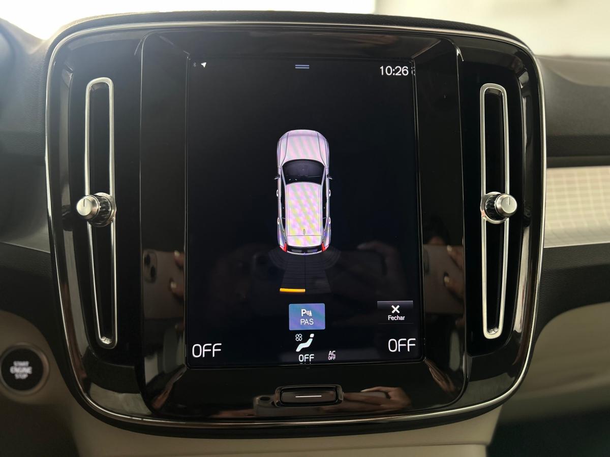 volvo-xc40-2022-hibrido-a-gasolina-1477cc