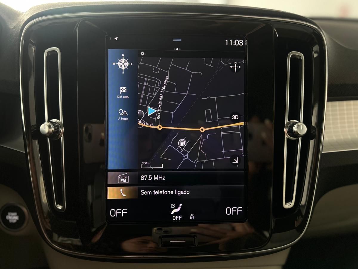 volvo-xc40-2022-hibrido-a-gasolina-1477cc