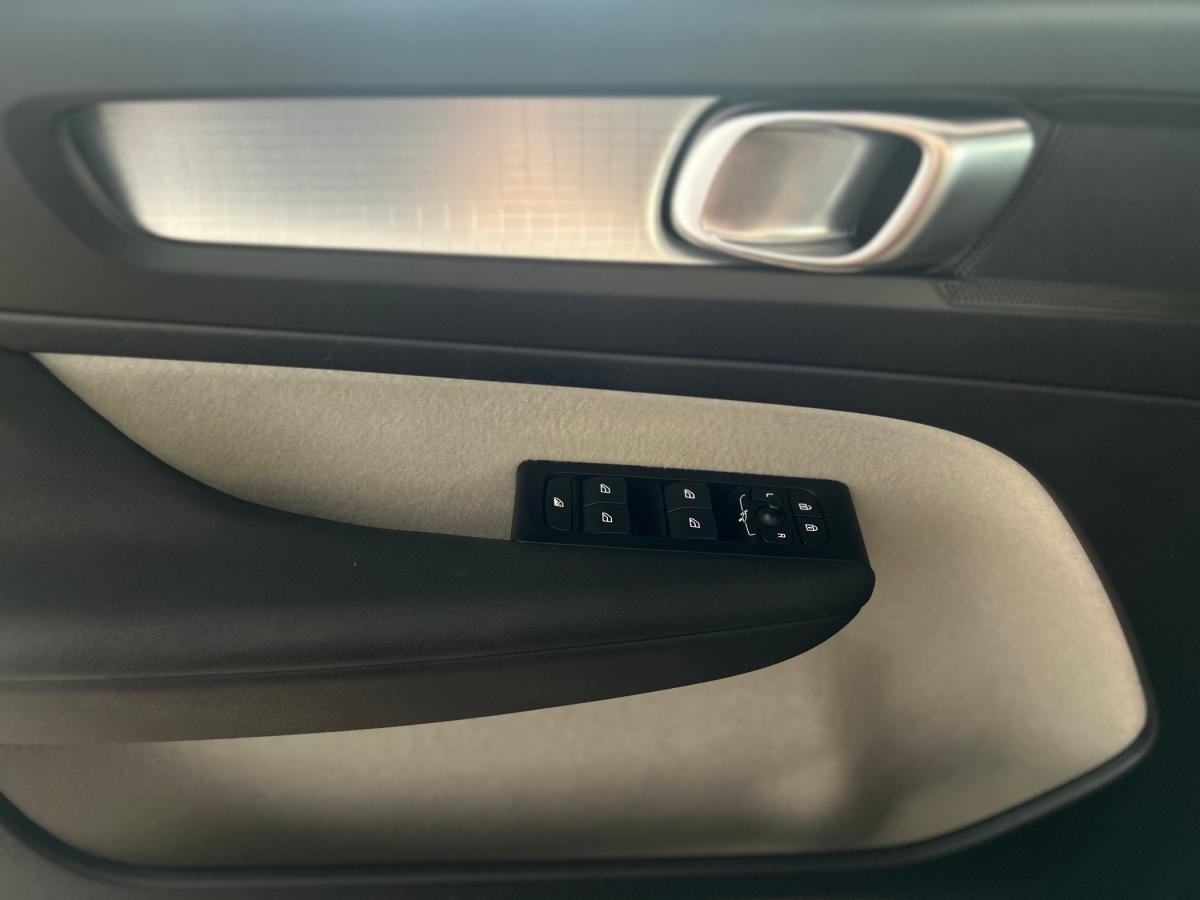 volvo-xc40-2022-hibrido-a-gasolina-1477cc