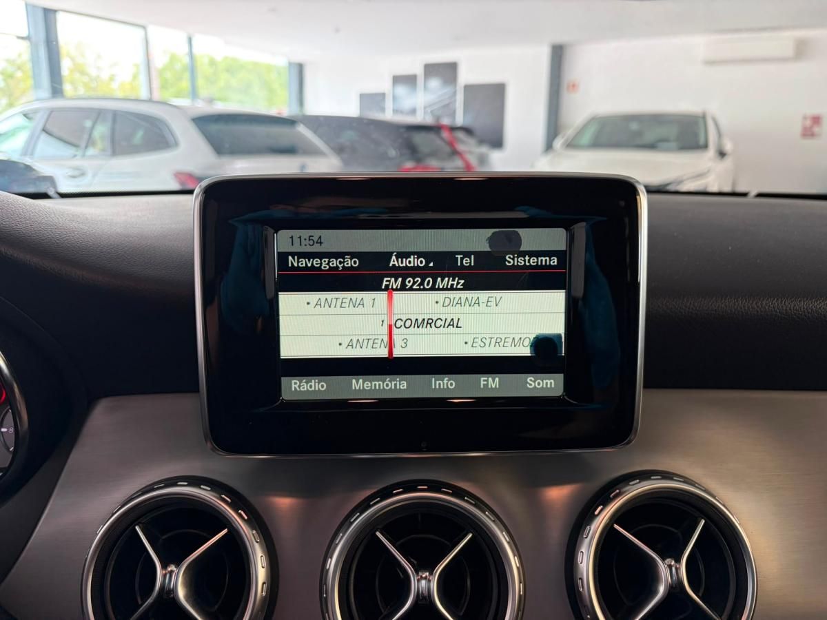 mercedes-benz-gla-2016-diesel-2143cc