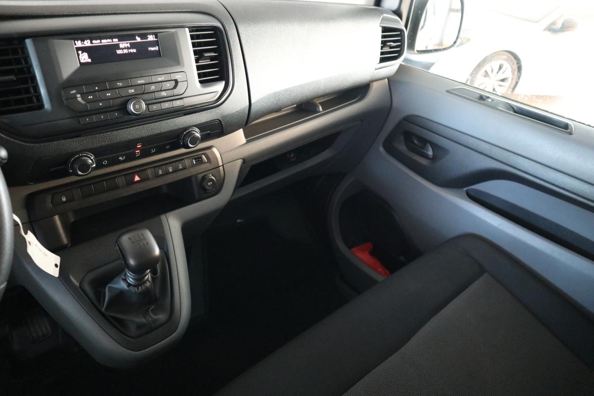 opel-vivaro-2022-diesel-1499cc