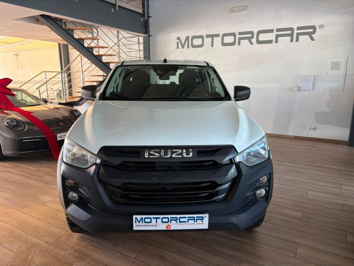 isuzu-d-max-2023-diesel-1898cc