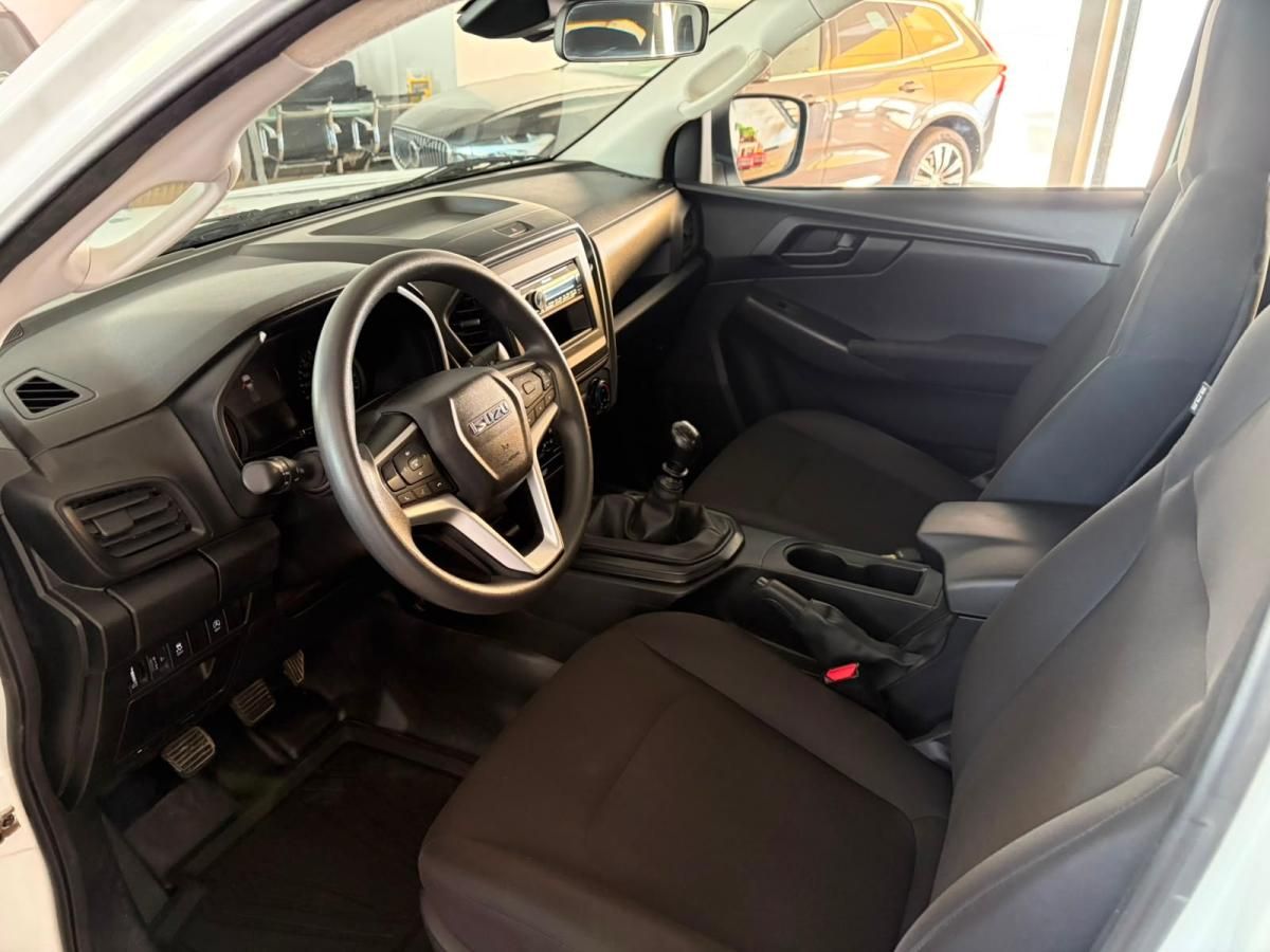 isuzu-d-max-2023-diesel-1898cc