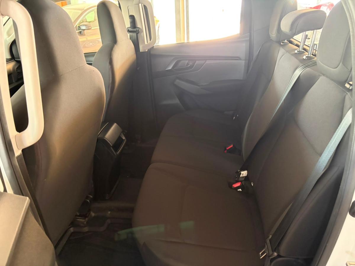 isuzu-d-max-2023-diesel-1898cc