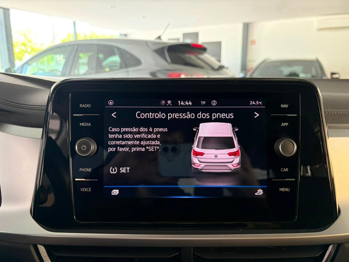 volkswagen-t-roc-2023-gasolina-999cc
