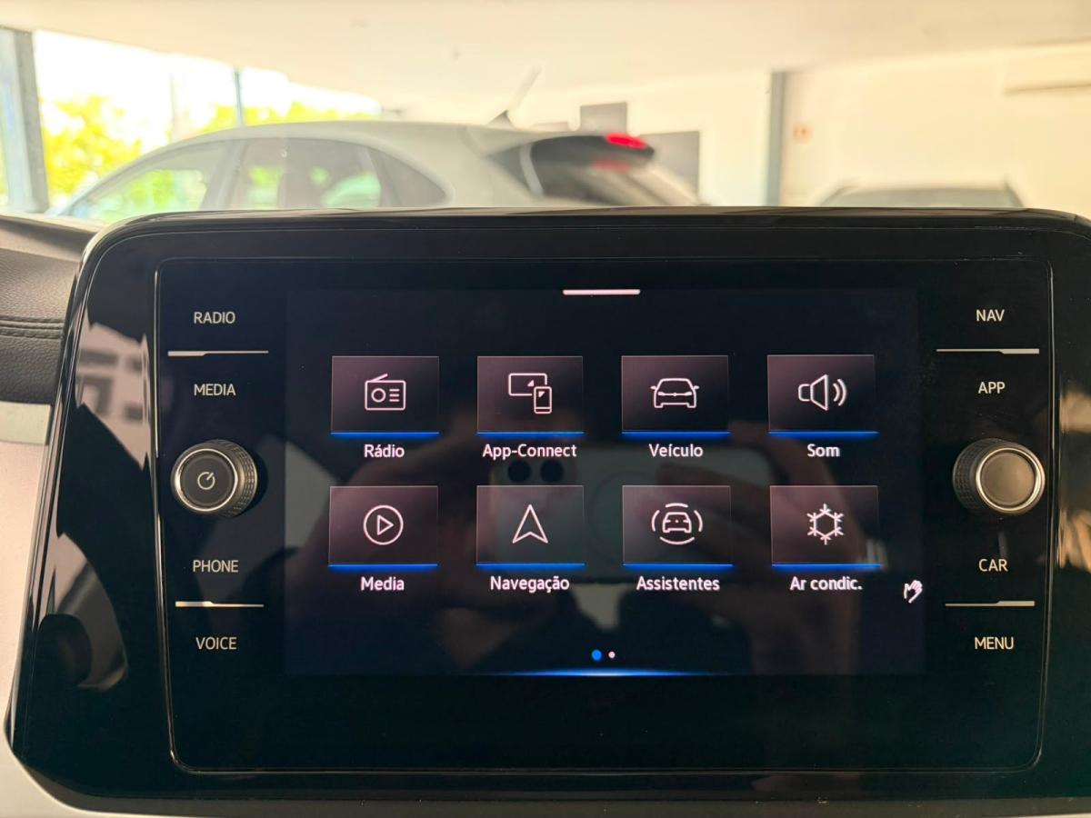 volkswagen-t-roc-2023-gasolina-999cc