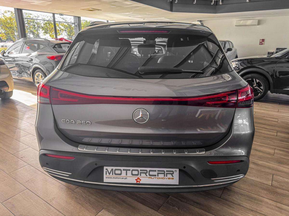 mercedes-benz-eqa-2022-eletrico-0cc