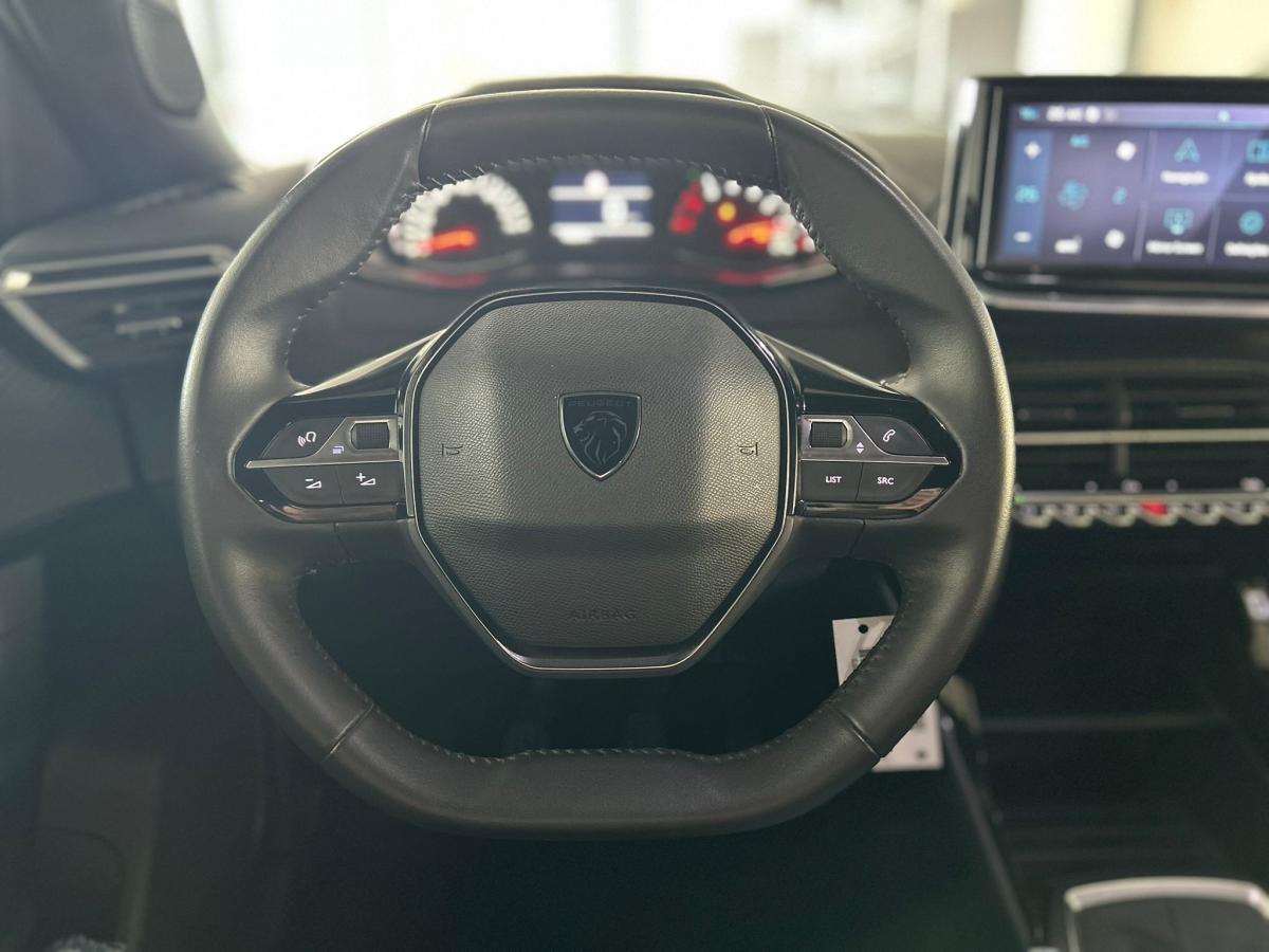 peugeot-2008-2024-gasolina-1199cc