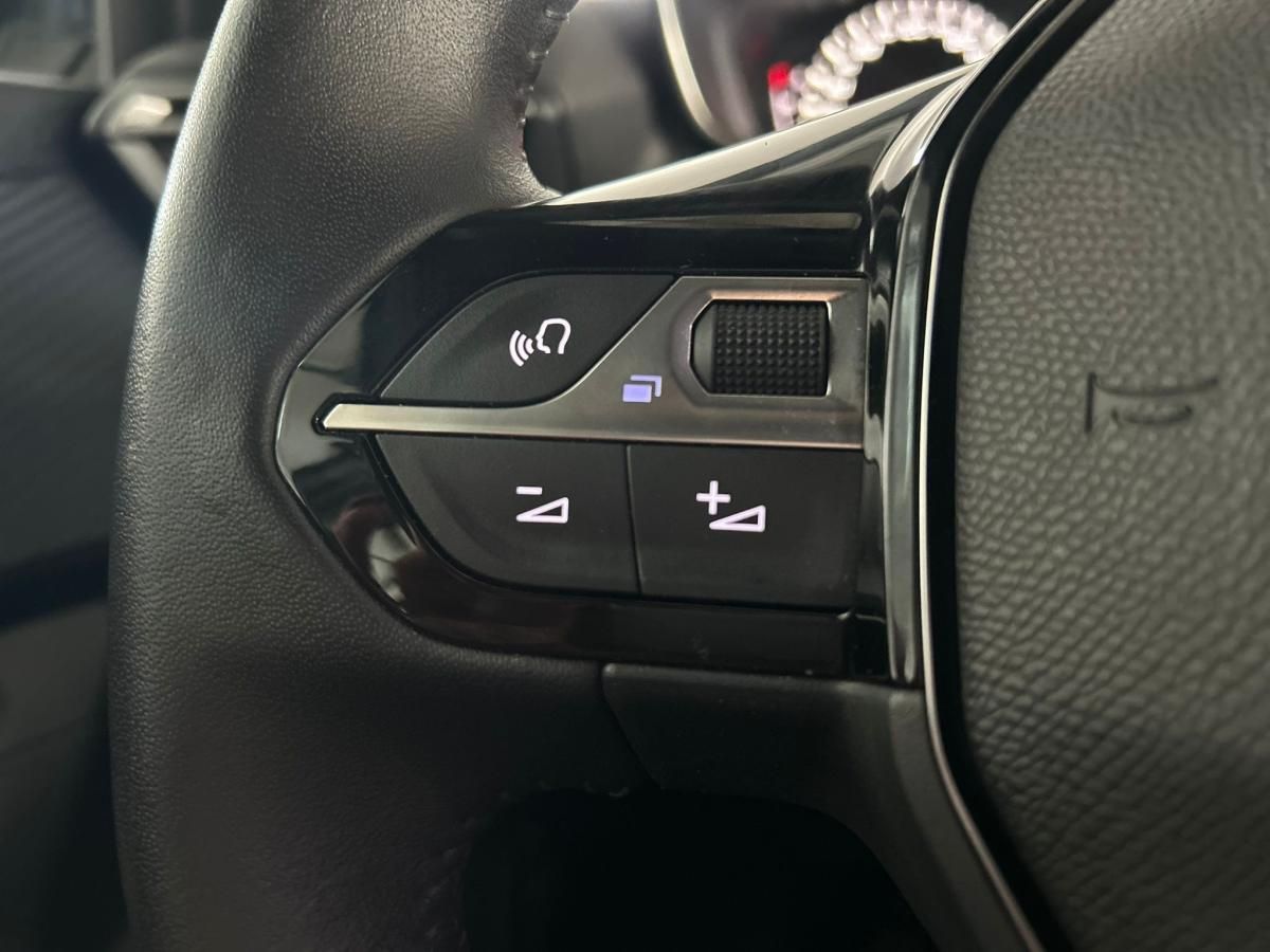 peugeot-2008-2024-gasolina-1199cc