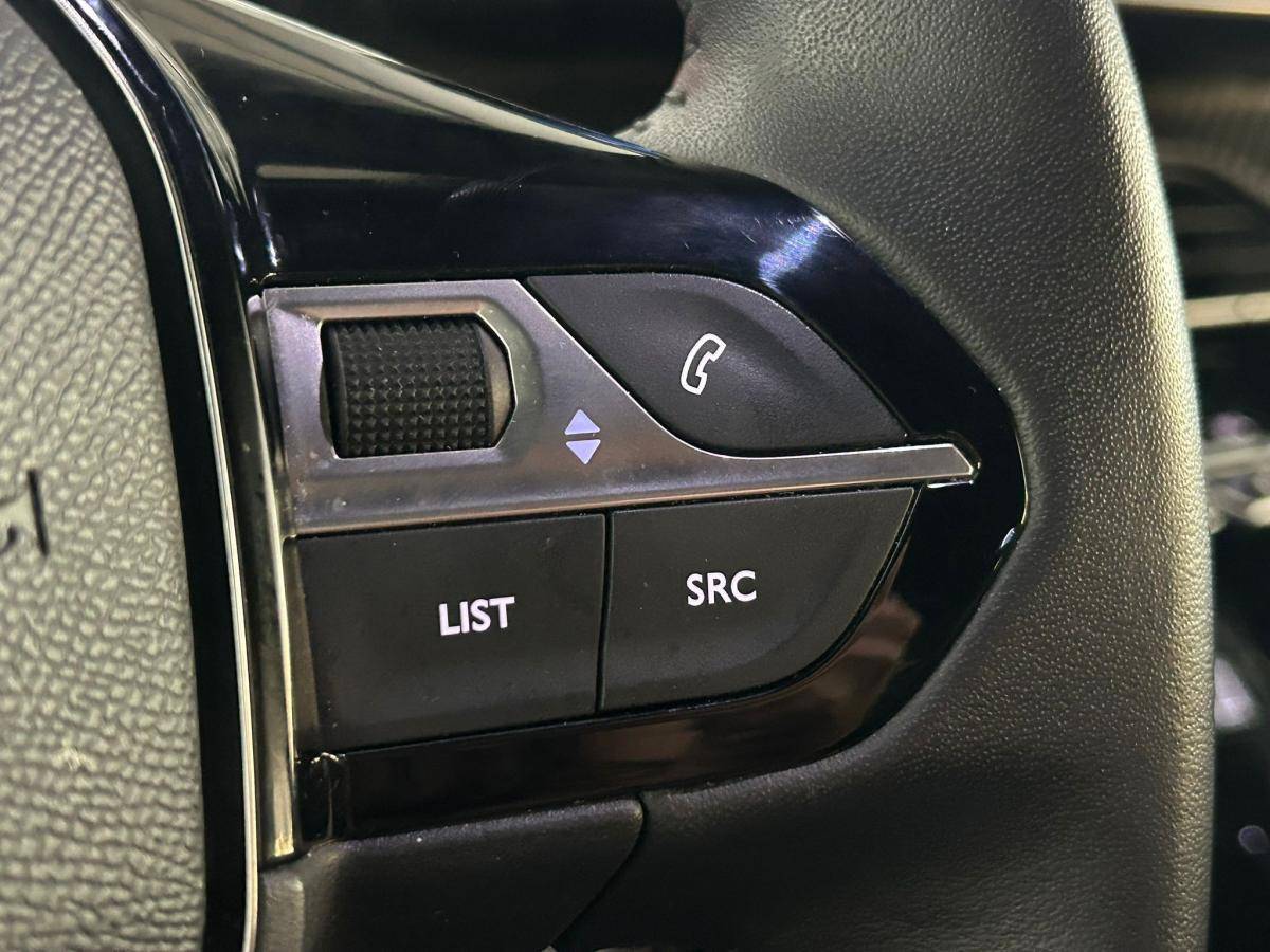 peugeot-2008-2024-gasolina-1199cc