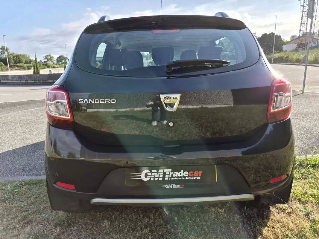 dacia-sandero-2016-gasolina-898cc