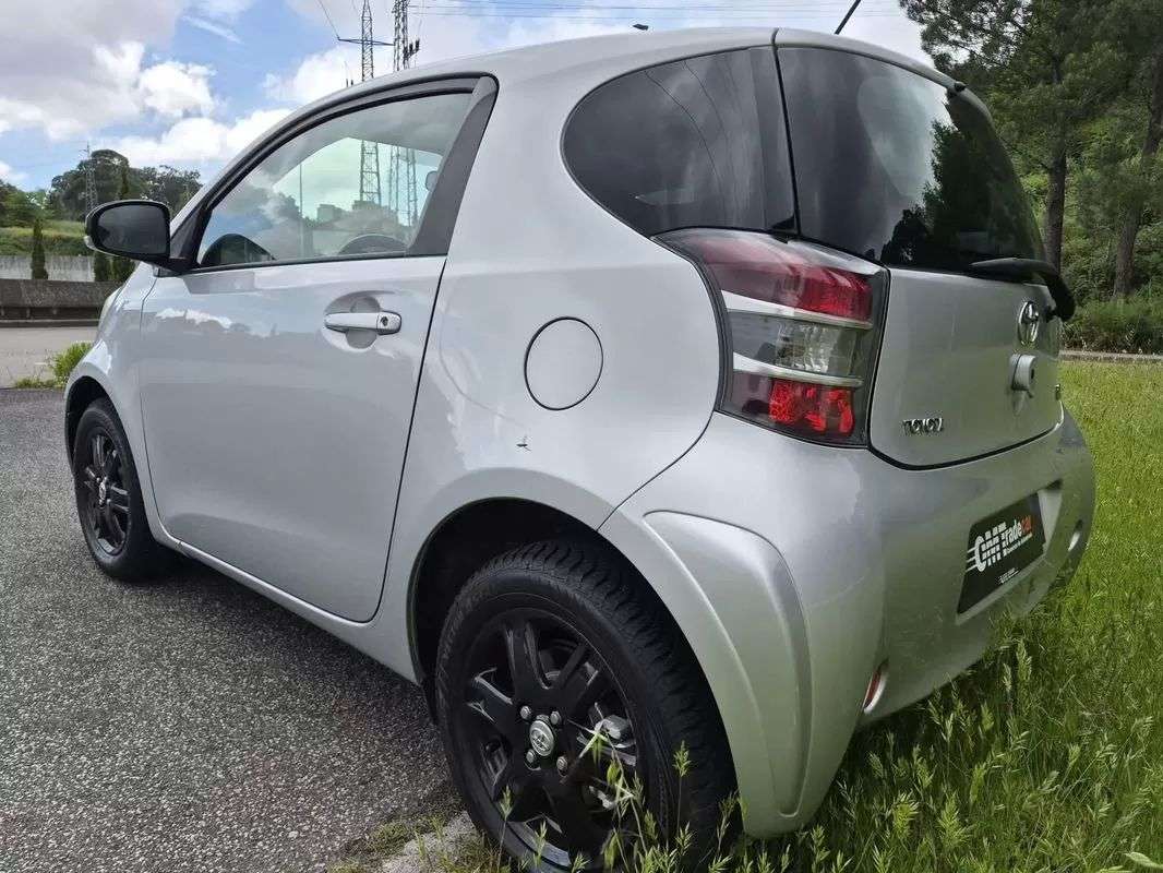 toyota-iq-2011-gasolina-998cc