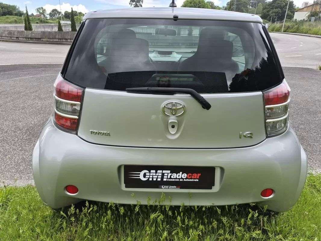 toyota-iq-2011-gasolina-998cc