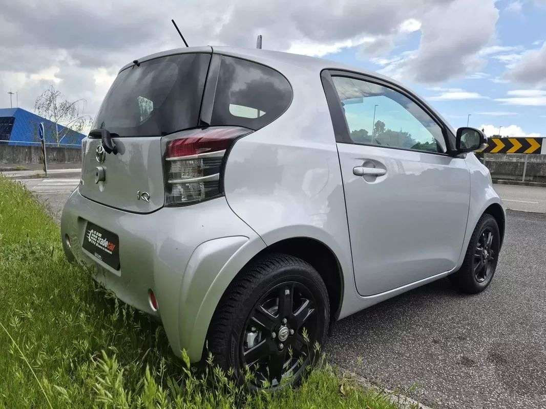 toyota-iq-2011-gasolina-998cc