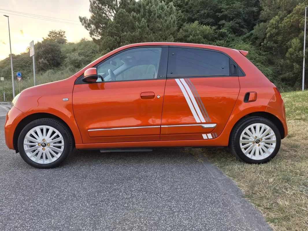 renault-twingo-2021-eletrico-200cc