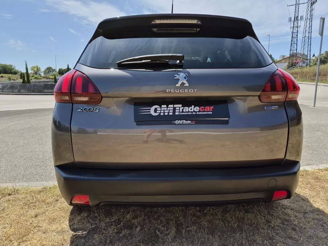 peugeot-2008-2017-gasolina-1199cc