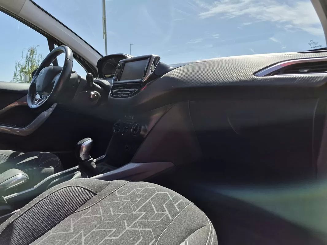 peugeot-2008-2017-gasolina-1199cc