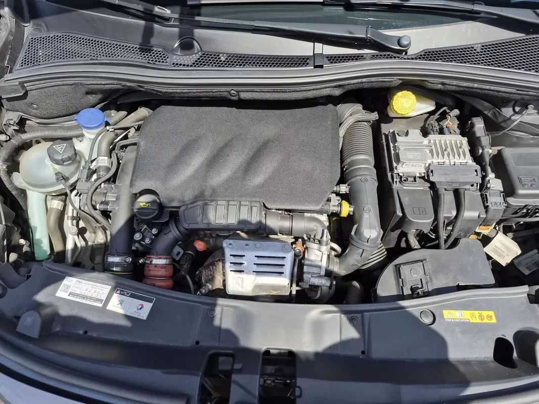 peugeot-2008-2017-gasolina-1199cc