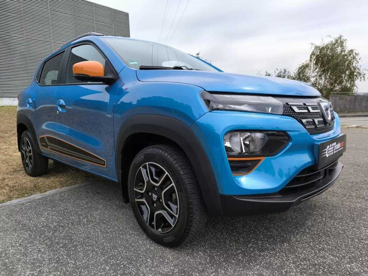 dacia-spring-2021-eletrico-200cc