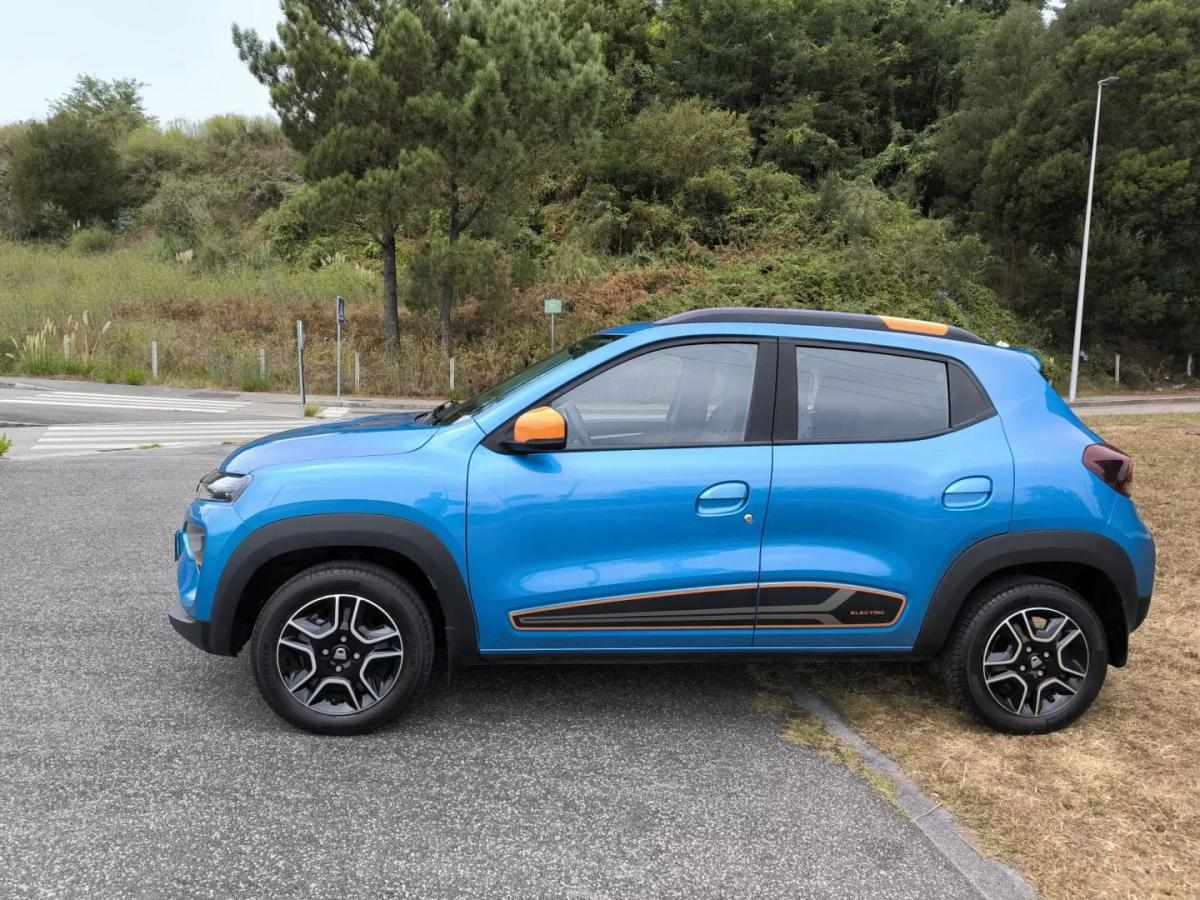 dacia-spring-2021-eletrico-200cc