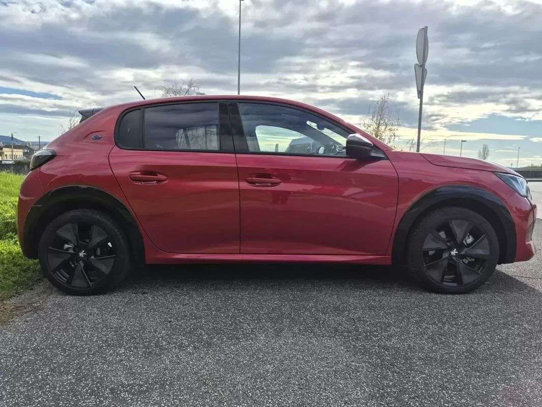 peugeot-e-208-2022-eletrico-200cc