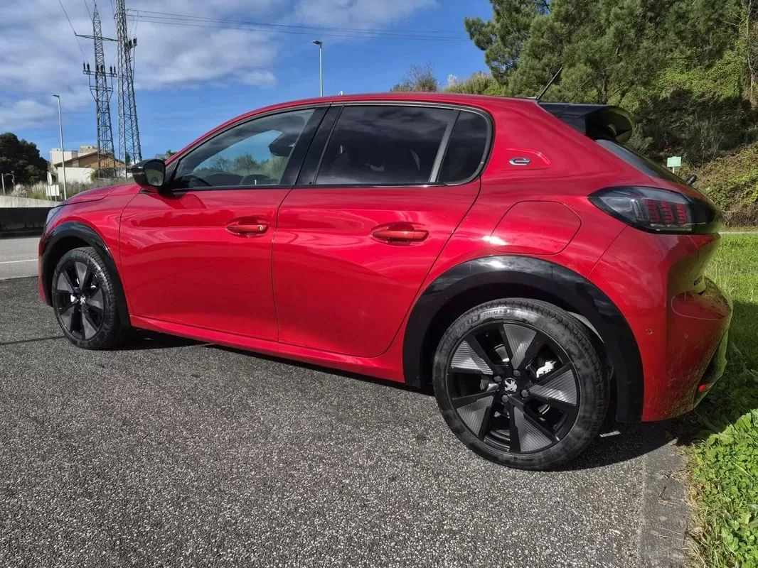 peugeot-e-208-2022-eletrico-200cc