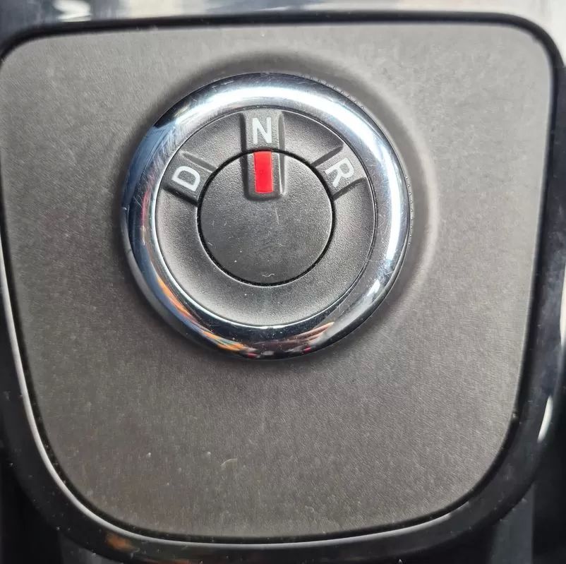 dacia-spring-2021-eletrico-200cc