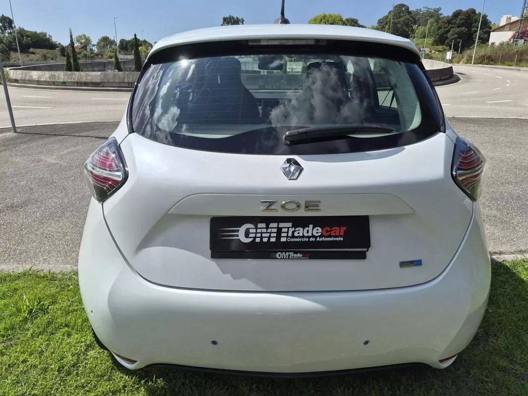 renault-zoe-2021-eletrico-0cc