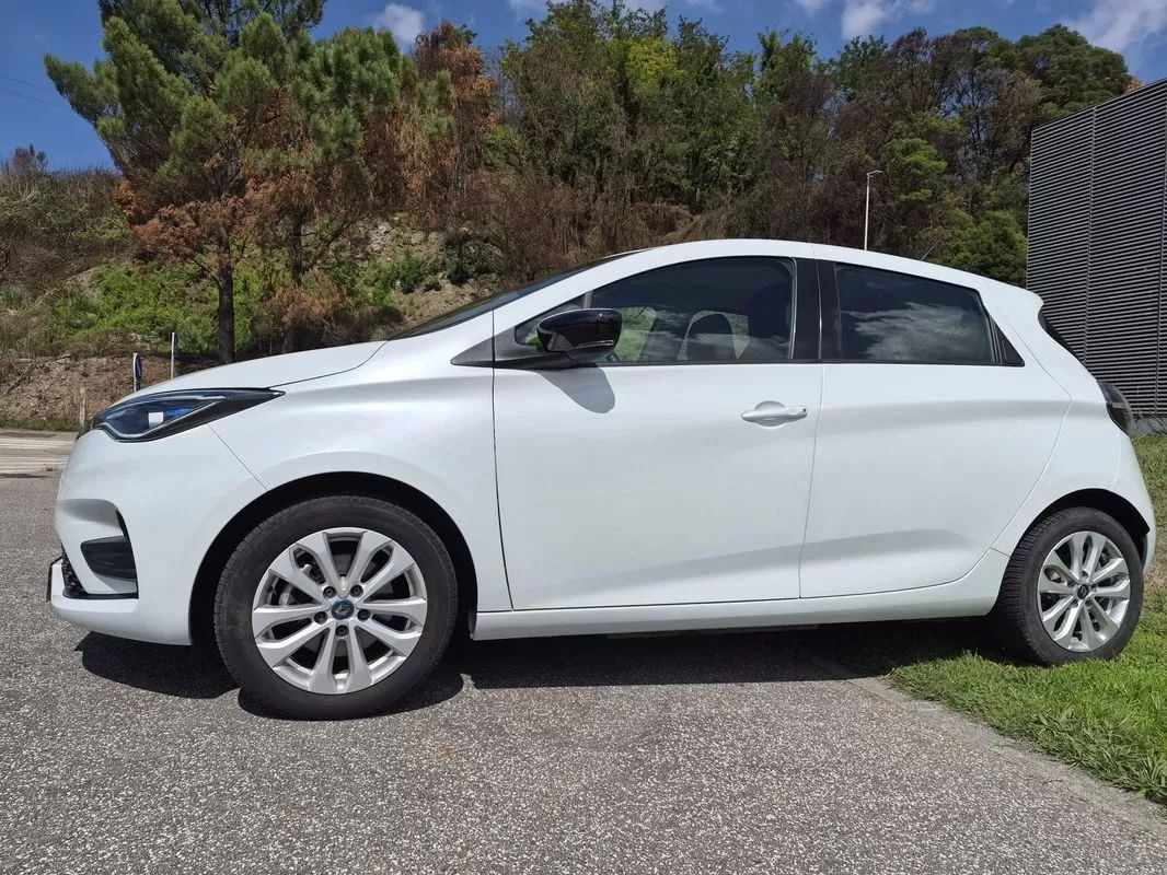 renault-zoe-2021-eletrico-0cc