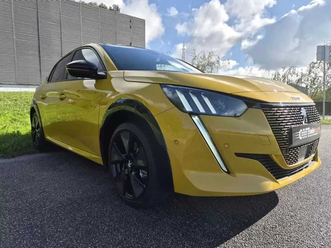 peugeot-208-2021-eletrico-200cc
