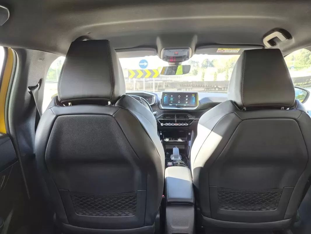 peugeot-208-2021-eletrico-200cc