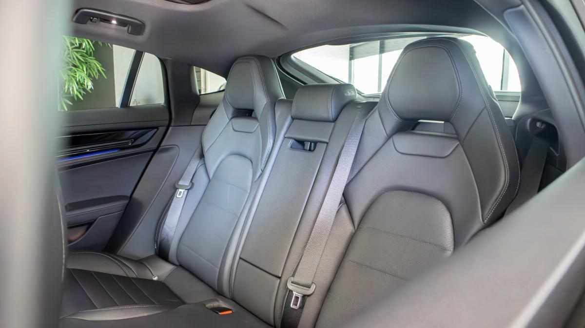 porsche-panamera-4-e-hybrid-2024-gasolina-2894cc